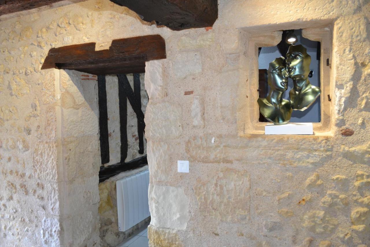 Le Pigeonnier, Maison De Charme Au Pied Du Chateau *