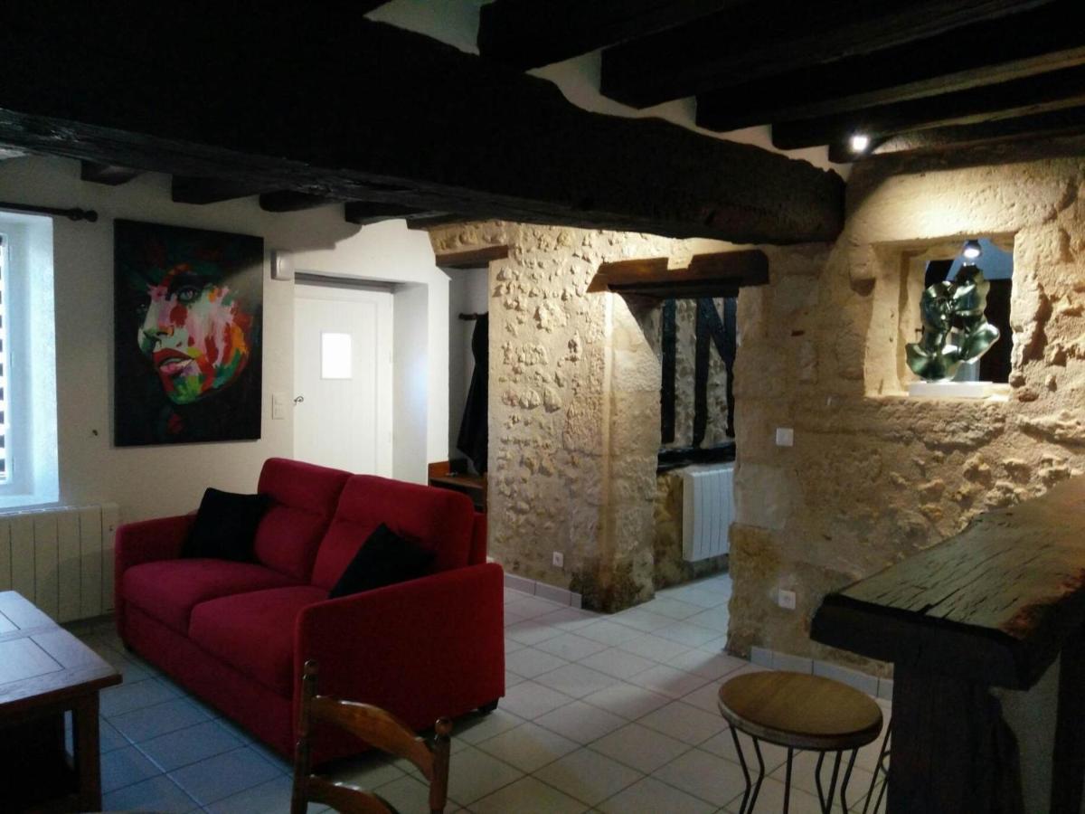 Le Pigeonnier, Maison De Charme Au Pied Du Chateau